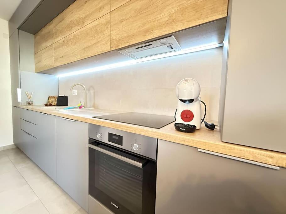 June's Urban Apartament